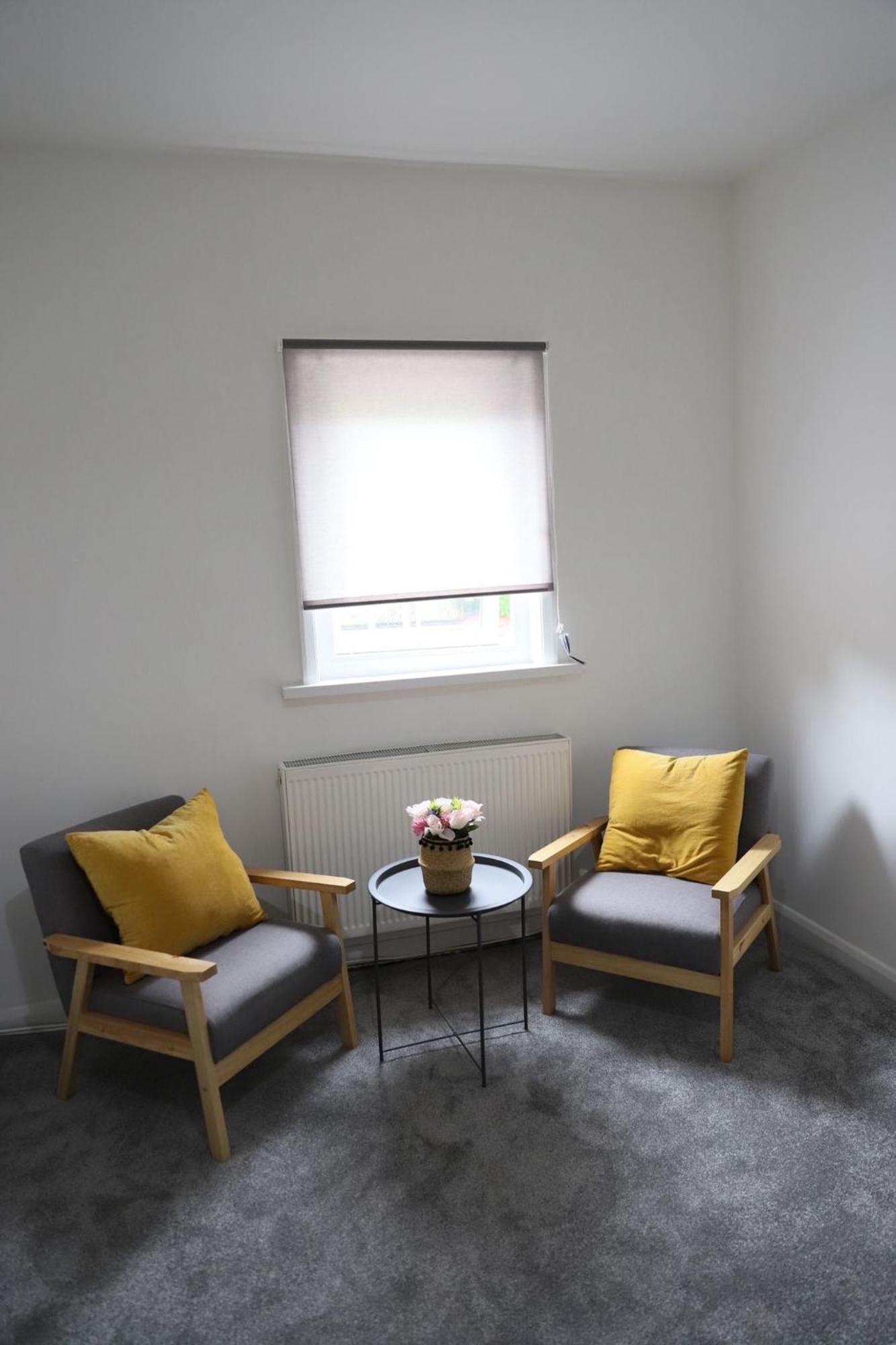 Alexandra -secured Parking -2 Bedrooms Crewe